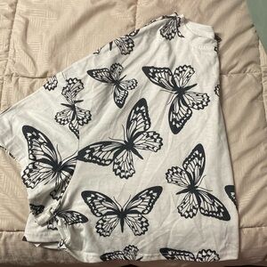 SHEIN Butterfly Crop top